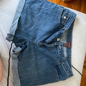 Jean shorts size 16w
